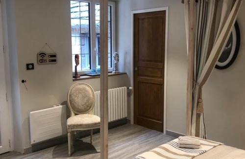 Huelgoat House | La montagnarde
