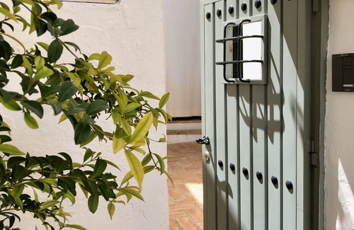 San Pedro Apartment | La Montesina House II Complete apartment in a 19th century mansion for 2 Pax