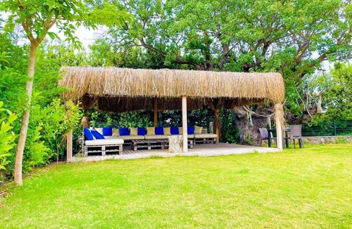 Gundogan House | La Morada Suites