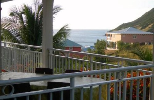 Les Anses-d'Arlets Villa | "La Maison Fleurie" A GREAT PLACE FOR CONVIVIALITY.CLim, WIFI' SEA VIEW