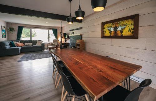 Murdochville Ski Chalet | La Murdoch Beach - Foyer et sauna