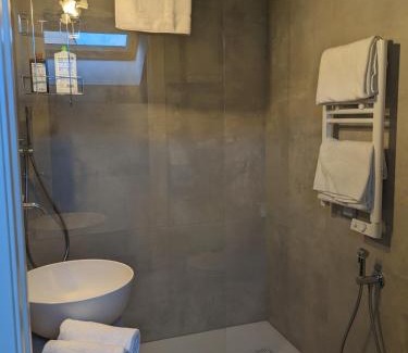 Cortemilia Apartment | la nocciolina mansarda in centro