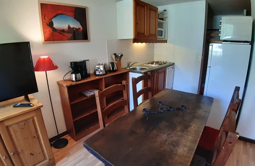 Villarodin-Bourget Apartment | La Norma Balcons Vanoise 2* 38m2 apartment 300m from slopes and lifts.