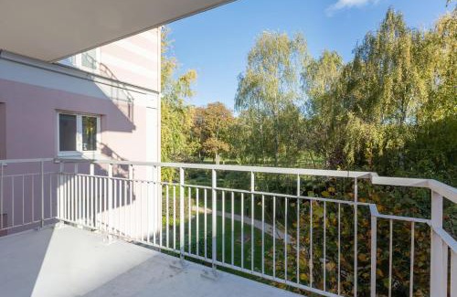 L'Hay-les-Roses Apartment | La Nuit en Rose - 3 chambres - Balcon