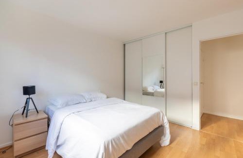 L'Hay-les-Roses Apartment | La Nuit en Rose - 3 chambres - Balcon