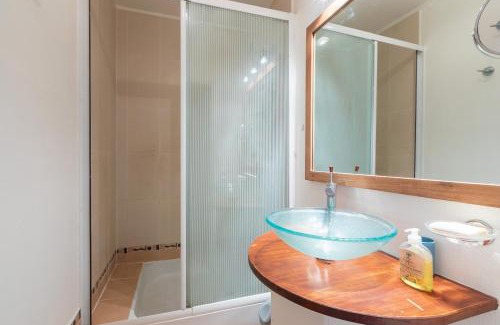 L'Hay-les-Roses Apartment | La Nuit en Rose - 3 chambres - Balcon