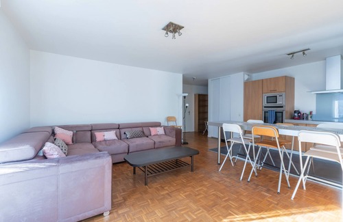 L'Hay-les-Roses Apartment | La Nuit en Rose - 3 chambres - Balcon