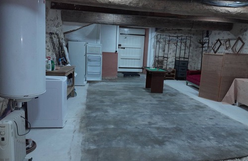 Opoul-Perillos House | La P'tite Maison D'eve Angeline, Gîte 8 Personnes