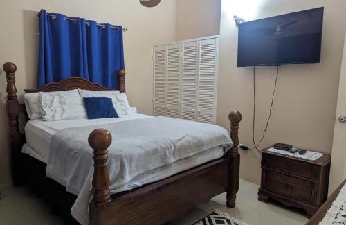 St. Ann's Bay Ski Chalet | La Palmera
