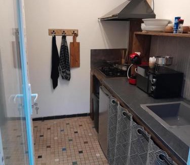 Dun-le-Palestel Apartment | La paloma