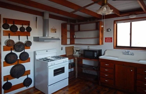 Terlingua House | La Paloma Triste: Classic Adobe Near Big Bend NP