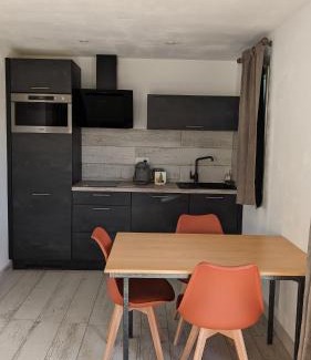 Saint-Macaire House | La Palombe