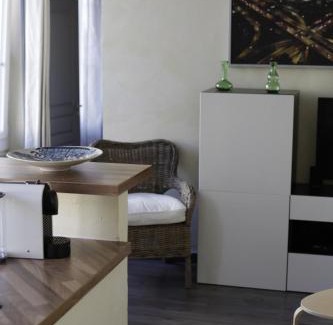 Faubourg North Apartment | La parenthèse