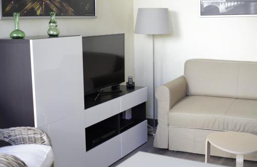 Faubourg North Apartment | La parenthèse