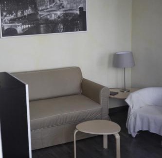 Faubourg North Apartment | La parenthèse