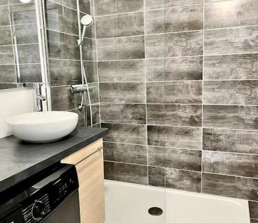 Vierzon Apartment | La Parisienne - 80m2