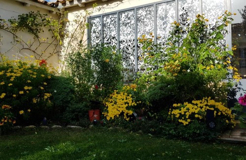 La Couarde-sur-Mer Bed & Breakfast | La Passerose 3 pièces avec jardin au calme,à 300m de la plage,