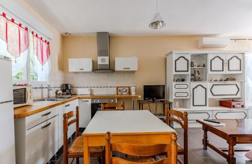 Mios House | La Patte D'oie