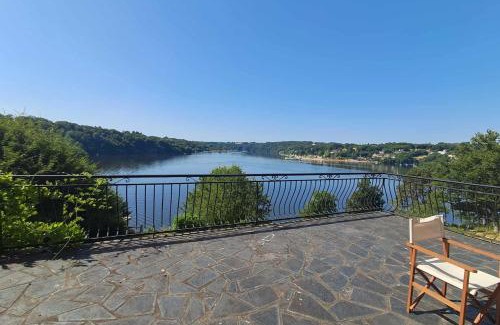 Cuzion House | La Pause au Bord du Lac - Ponton privé - Baignade depuis le Ponton