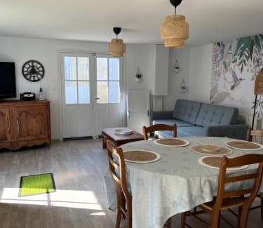 Saint-Georges-sur-Cher House | LA PAUSE