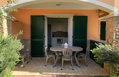 Pirotto Li Frati Apartment | ~ La Pavoncella ~ Peaceful haven only 30 meters from the beach