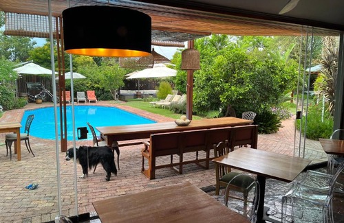 Oudtshoorn House | La Pension Guest House