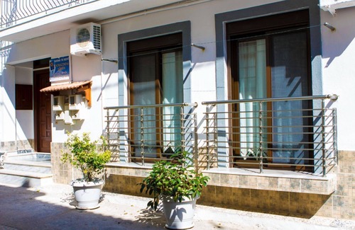 Skiathos Hotel | La Pensione 3 Skiathos