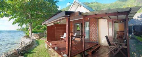 Pihaena House | La PERLE de MOOREA Fare MOANA ITI Bord de lagon