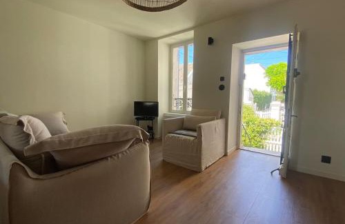 Saint-Regnobert-de-la-Cote-de-Nacre House | La perle-Maison de pêcheur à Saint-Aubin-sur-Mer