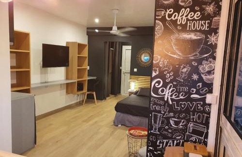 Quartier Desert Apartment | La Perle piscine et plage petite VUE MER