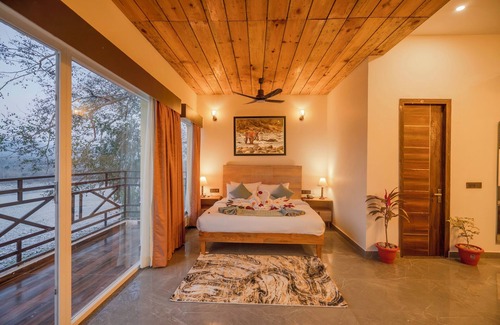 Dhikuli Hotel | La Perle River Resorts