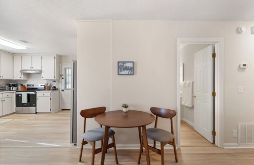 Dock Junction House | La Petit Refuge - Pet Friendly w/Fenced Yard