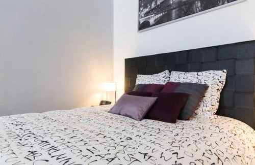 Centre Sud Apartment | La Petite Bourgogne