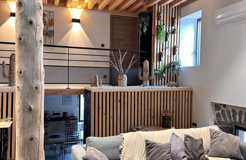 Loire Forez Agglomeration House | La Petite Chavanne