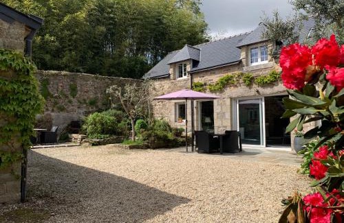 Pont-Aven House | La Petite Cour