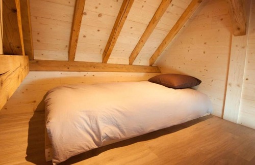 Lans-en-Vercors Apartment | La petite ecole - gite de la récré