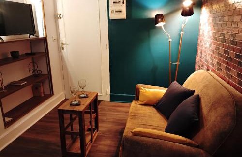Villedieu-sur-Indre Apartment | La Petite Fabrique