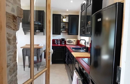 Denneville House | La Petite Ferme Du Cotentin in a village 5 minutes from the sea.
