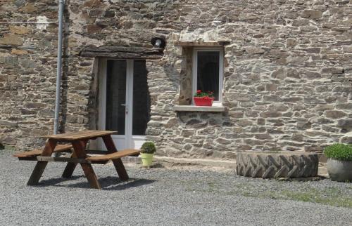 Villiers-Fossard House | La Petite Houssaye Gite