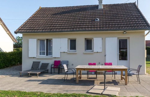 Barneville-Carteret House | La Petite Isle - Maison et jardin - plage à 200 m