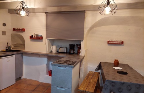 Buis-les-Baronnies House | La Petite Maison Bleue Cœur du Village de Buis-les-baronnies 4 Personnes