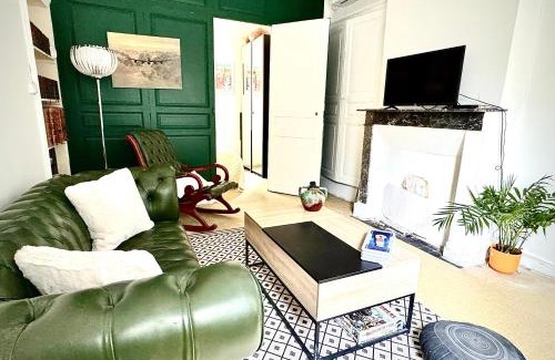 Brevainville House | La petite maison au bord du Loir