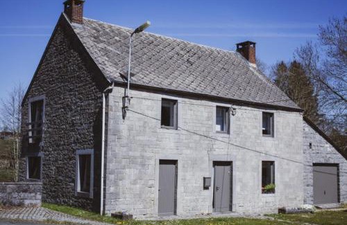 Hamois House | La petite maison du moulin de Scoville.