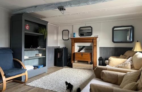 Mur-de-Bretagne House | La Petite Maison, idéal pour velo,pied,peche,relax