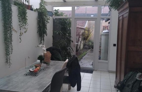 Courlancy House | La petite pétillante