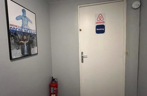 Saint-Maurice Pellevoisin Apartment | La Petite Place Lille St Maurice