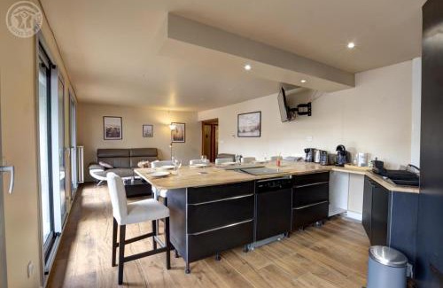 Saint-Chamond Apartment | La petite plenitude