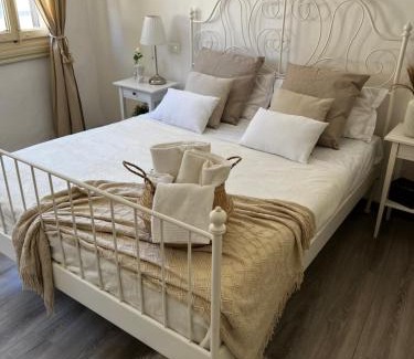 Santa Croce Apartment | La Piccola Maison