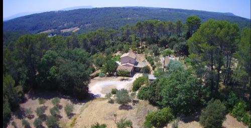 Barjols House | La pinède de Manon Chambre et table d'hôtes