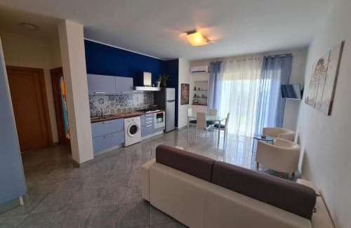 Gaeta Apartment | La pioggia nel pineto